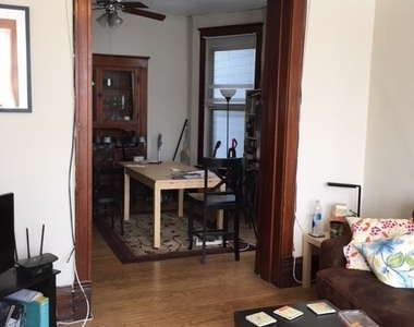 1116 W Wellington Avenue - Photo Thumbnail 4