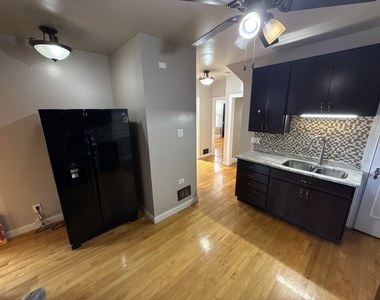 5327 W Wolfram Street - Photo Thumbnail 18