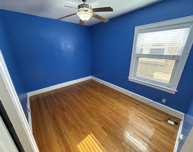 5327 W Wolfram Street - Photo Thumbnail 13