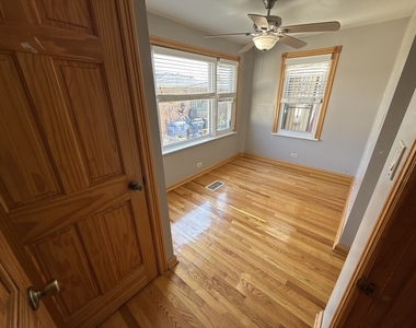 5327 W Wolfram Street - Photo Thumbnail 19