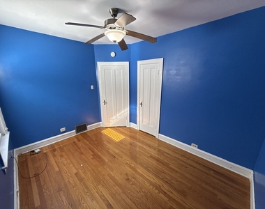 5327 W Wolfram Street - Photo Thumbnail 15