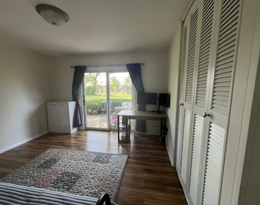 1431 E Emmerson Lane - Photo Thumbnail 19
