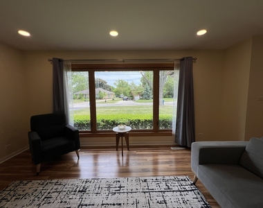 1431 E Emmerson Lane - Photo Thumbnail 5