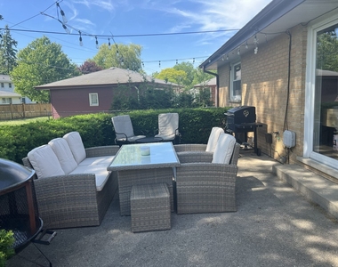 1431 E Emmerson Lane - Photo Thumbnail 20