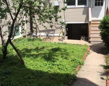3246 N Seminary Avenue - Photo Thumbnail 10