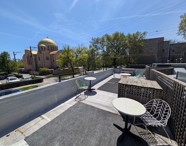 2301 W Chicago Avenue - Photo Thumbnail 12