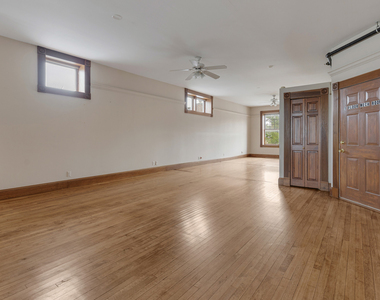 222 W Main Street - Photo Thumbnail 9