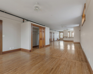 222 W Main Street - Photo Thumbnail 11