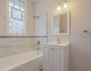 7432 S Maryland Avenue - Photo Thumbnail 1