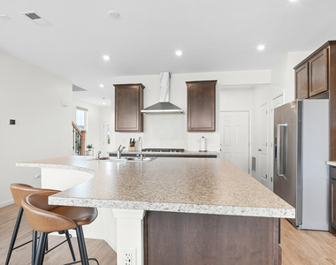 2271 Ryegrass Lane - Photo Thumbnail 5