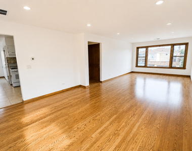 8440 W Windsor Avenue - Photo Thumbnail 1