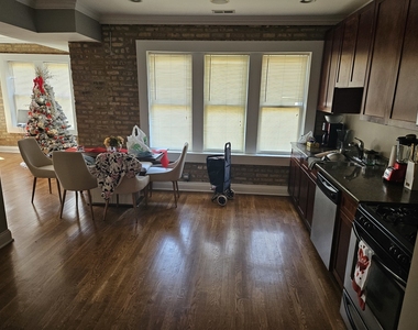 6503 N Mozart Street - Photo Thumbnail 12