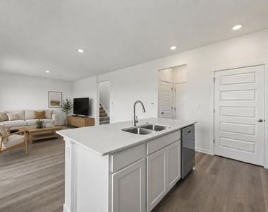 13732 S Palmetto Drive - Photo Thumbnail 5