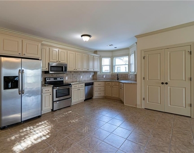 2050 Oak Grove Road Ne - Photo Thumbnail 1
