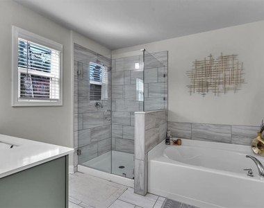 790 Belrose Drive - Photo Thumbnail 7