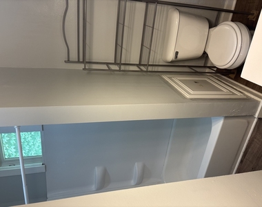 318 North Street - Photo Thumbnail 7
