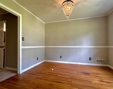 1436 Drayton Woods Drive - Photo Thumbnail 1