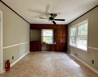 1436 Drayton Woods Drive - Photo Thumbnail 4