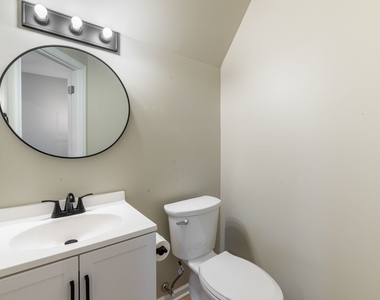 182 Stockton Drive - Photo Thumbnail 5