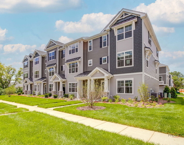 541 Yosemite Way - Photo Thumbnail 1