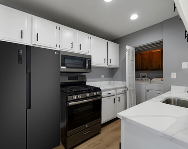 413 Sidney Avenue - Photo Thumbnail 4