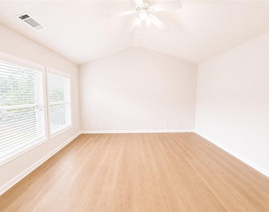 2252 Jasmine Glen Drive - Photo Thumbnail 15