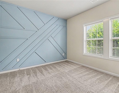 4768 Highside Way - Photo Thumbnail 22