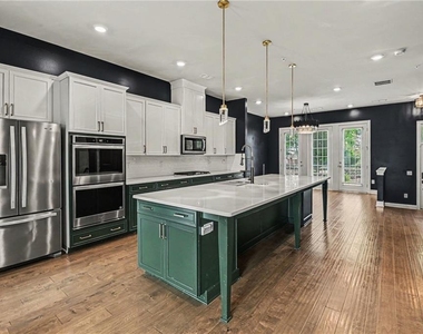 4768 Highside Way - Photo Thumbnail 6