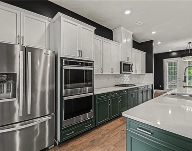 4768 Highside Way - Photo Thumbnail 7