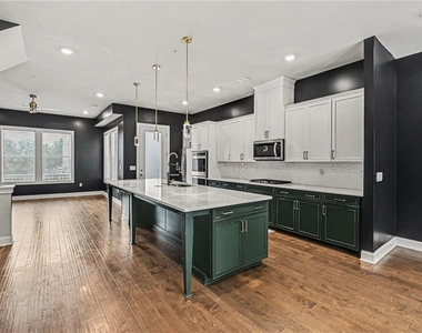4768 Highside Way - Photo Thumbnail 5