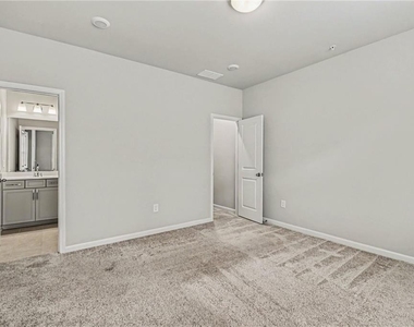 4768 Highside Way - Photo Thumbnail 18