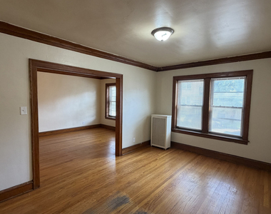 5304 W Potomac Avenue - Photo Thumbnail 3