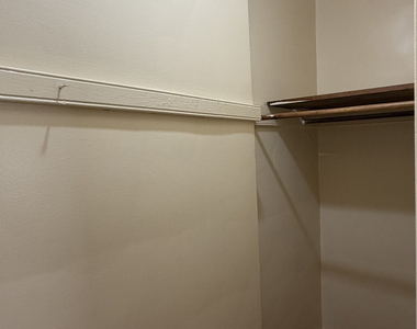 5304 W Potomac Avenue - Photo Thumbnail 6