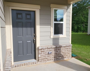 448 Golden Eagle Parkway - Photo Thumbnail 2