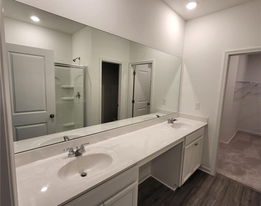 448 Golden Eagle Parkway - Photo Thumbnail 22