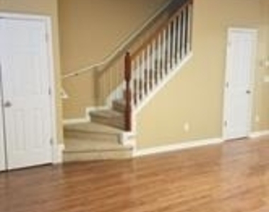 1059 Prestwyck Court - Photo Thumbnail 2