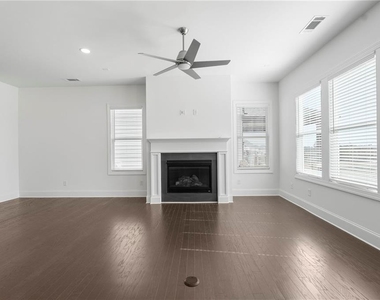 1042 Winding Branch Drive - Photo Thumbnail 20