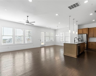 1042 Winding Branch Drive - Photo Thumbnail 13