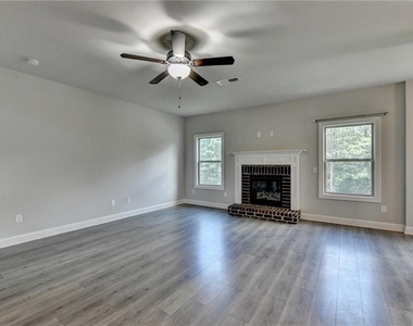 235 Bella Drive - Photo Thumbnail 22