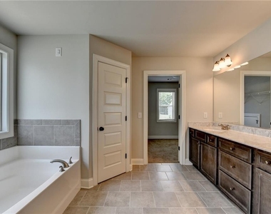 235 Bella Drive - Photo Thumbnail 51
