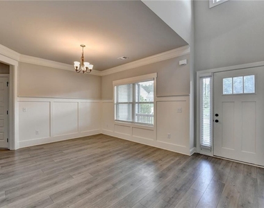 235 Bella Drive - Photo Thumbnail 12