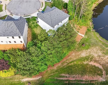 336 Nobleman Way - Photo Thumbnail 13