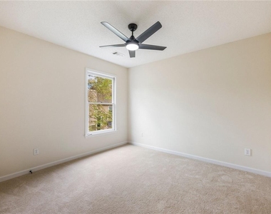 10100 Barston Court - Photo Thumbnail 13