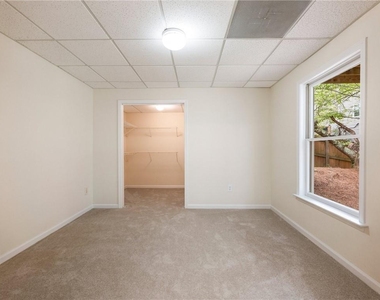10100 Barston Court - Photo Thumbnail 22