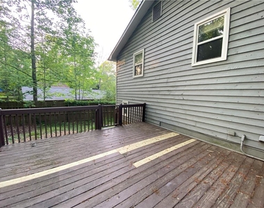 4453 Old Mabry Place Ne - Photo Thumbnail 14