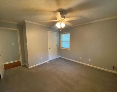 4453 Old Mabry Place Ne - Photo Thumbnail 21