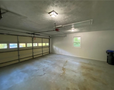 4453 Old Mabry Place Ne - Photo Thumbnail 30