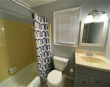 4453 Old Mabry Place Ne - Photo Thumbnail 23