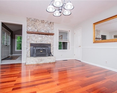 1499 Stonington Court - Photo Thumbnail 3