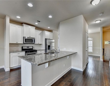 4307 Tacoma Trace - Photo Thumbnail 7